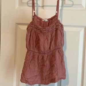 “Eyeshadow”Jr’s/Womens flowy tank! Perfect condition, just wrinkled!